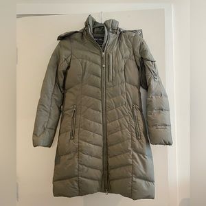 Eddie Bauer Down Jacket - PXS